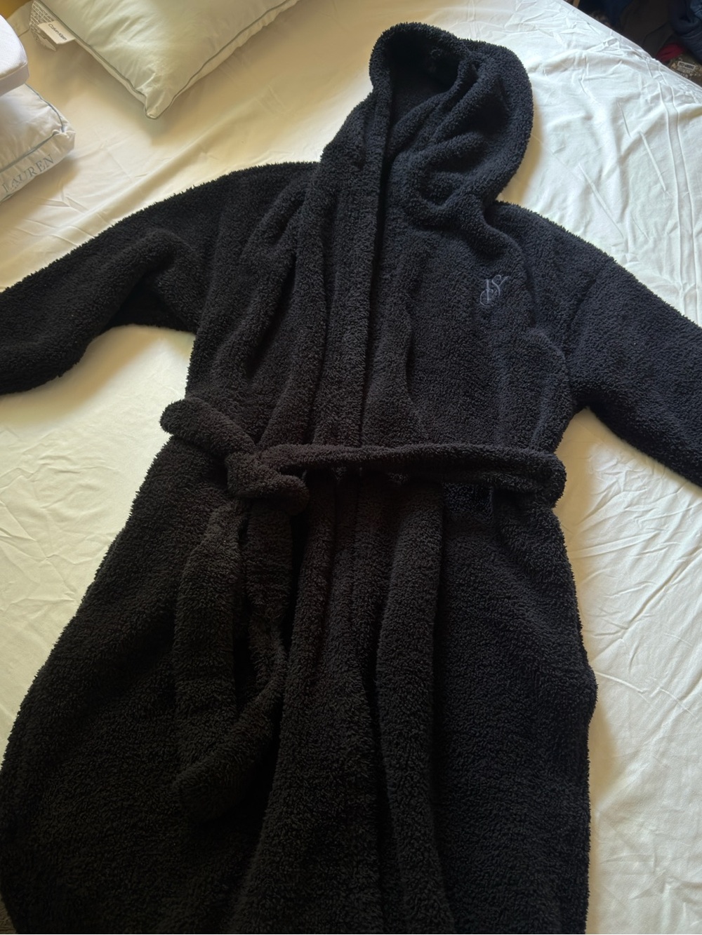 Victoria's Secret Black Long Hooded Plush Robe - Picture 3 of 6